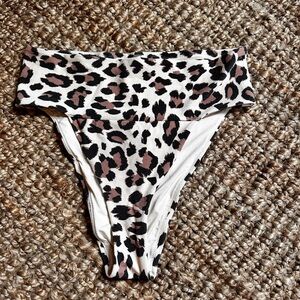 AERIE Leopard Print High Cut Bikini Bottoms - NWOT MEDIUM